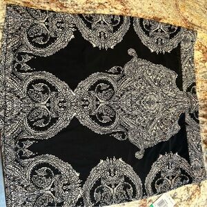 INC International Concepts Black and White Top